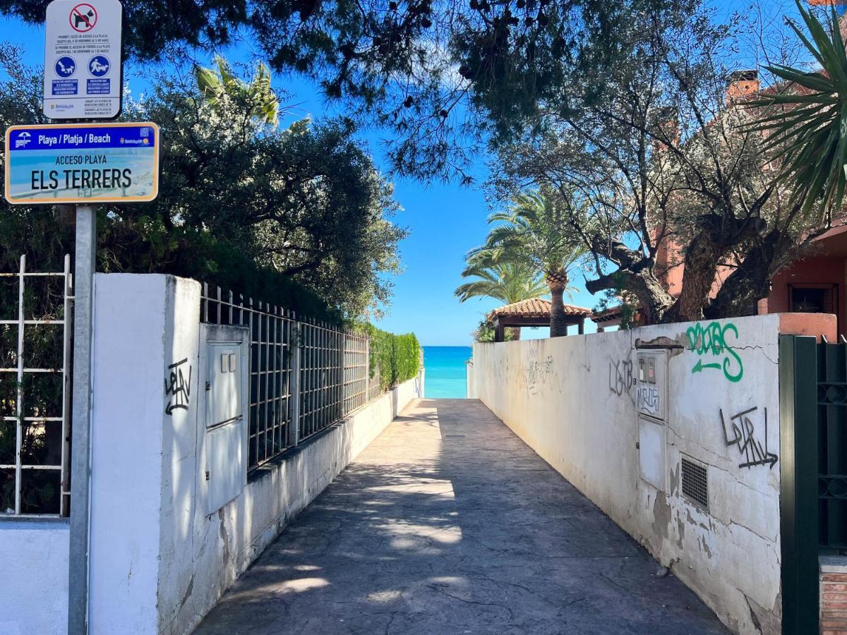 Private Garden 100 M From The Sea Apartment Benicassim Bagian luar foto